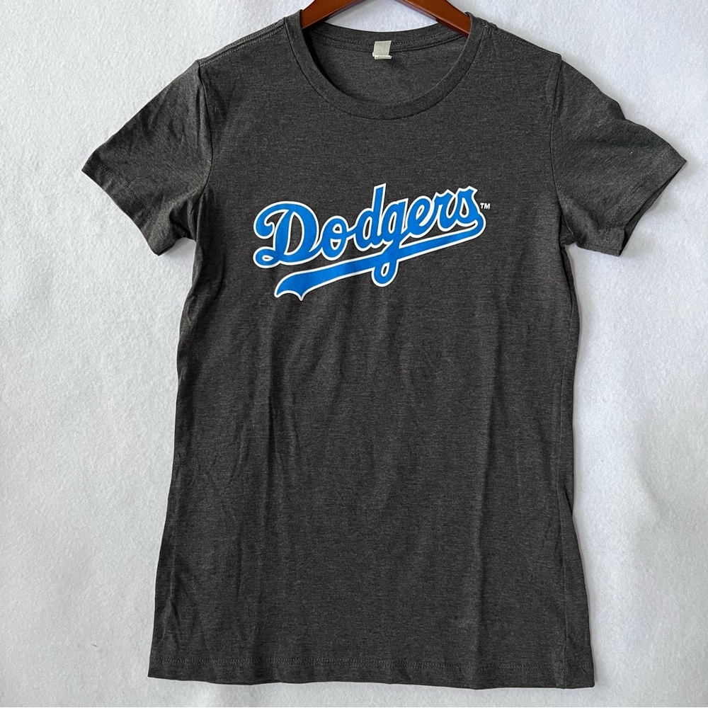Los Angeles Dodgers Women’s Large Charcoal Tee